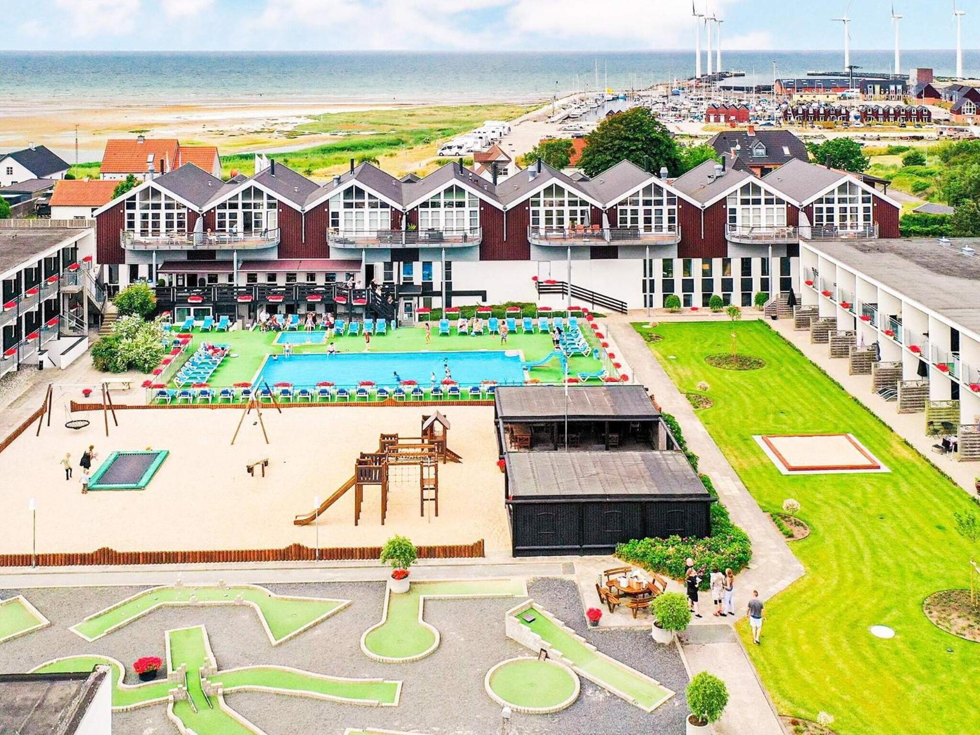 4 Person Holiday Home On A Holiday Park In Glesborg 외부 사진