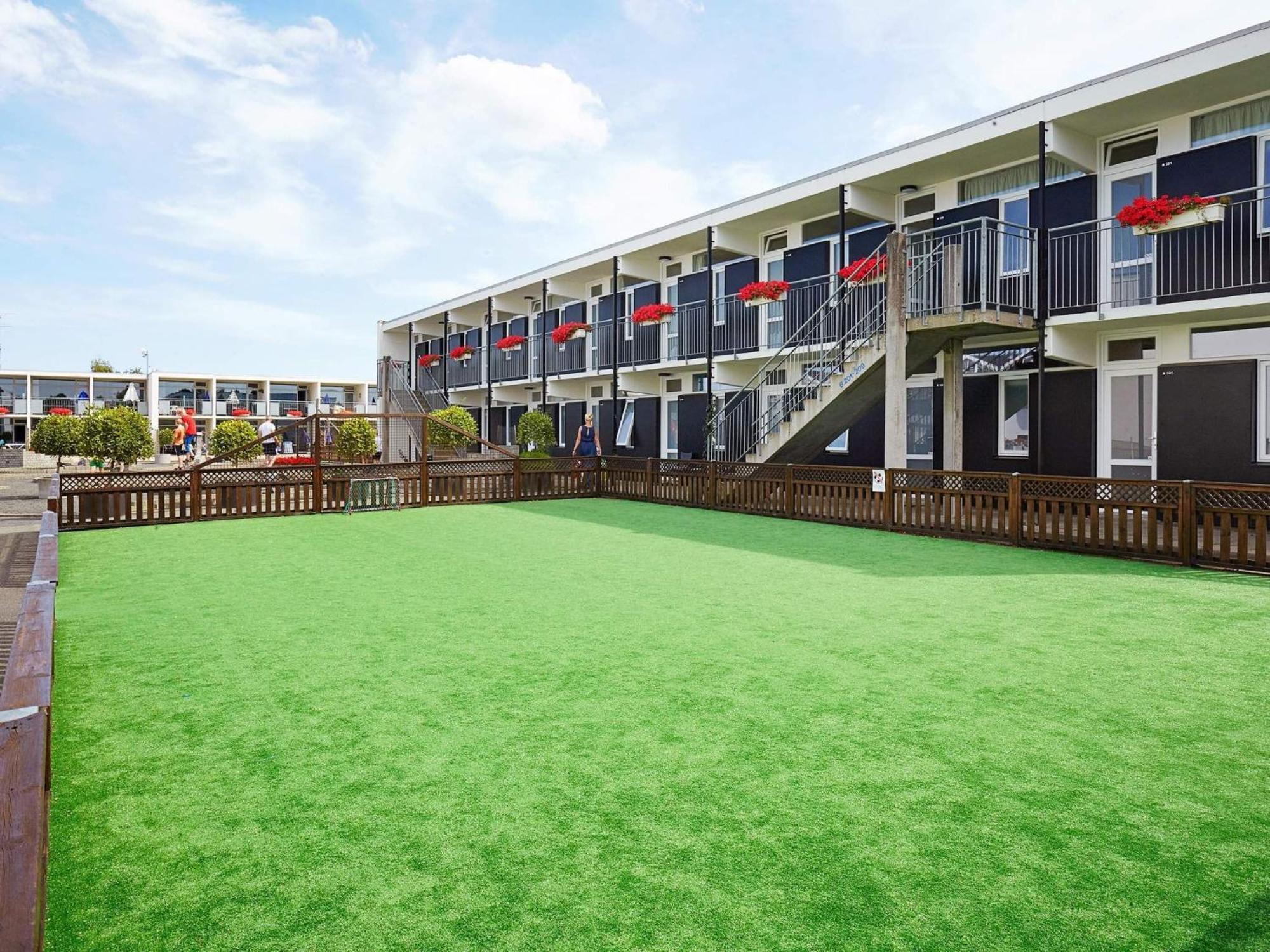 4 Person Holiday Home On A Holiday Park In Glesborg 외부 사진